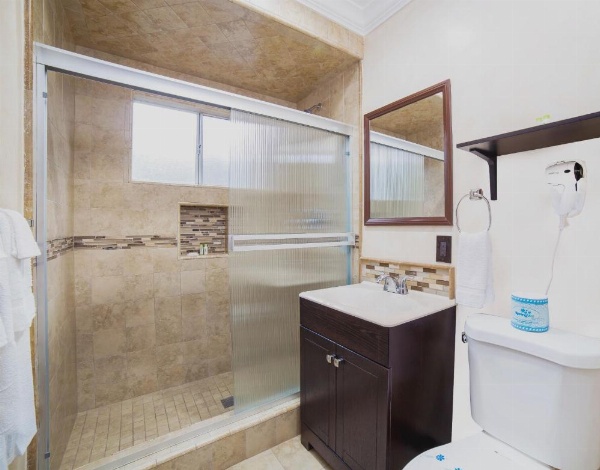 Nite Inn at Universal City - Walking Distance to Universal Studios Hollywood image 21