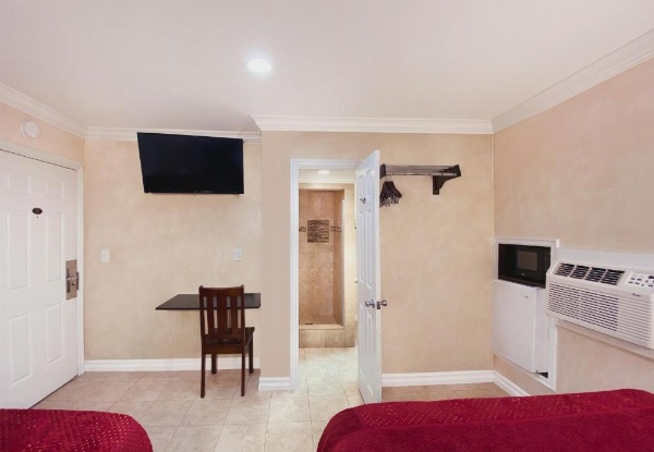 Nite Inn at Universal City - Walking Distance to Universal Studios Hollywood image 62