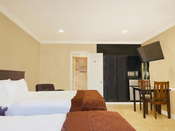 Nite Inn at Universal City - Walking Distance to Universal Studios Hollywood image 78