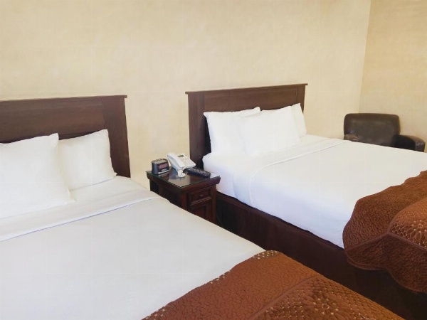 Nite Inn at Universal City - Walking Distance to Universal Studios Hollywood image 82